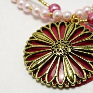 Pink And Gold Pearl Daisy Pendant Necklace